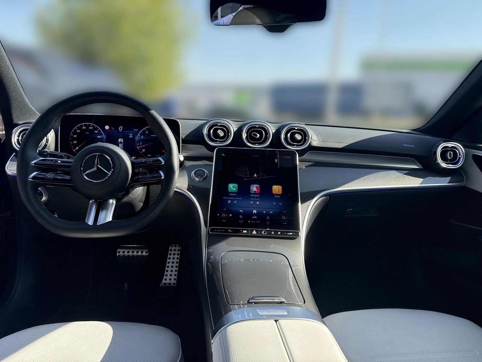 MERCEDES-BENZ Clasa C 300 4MATIC Limuzina