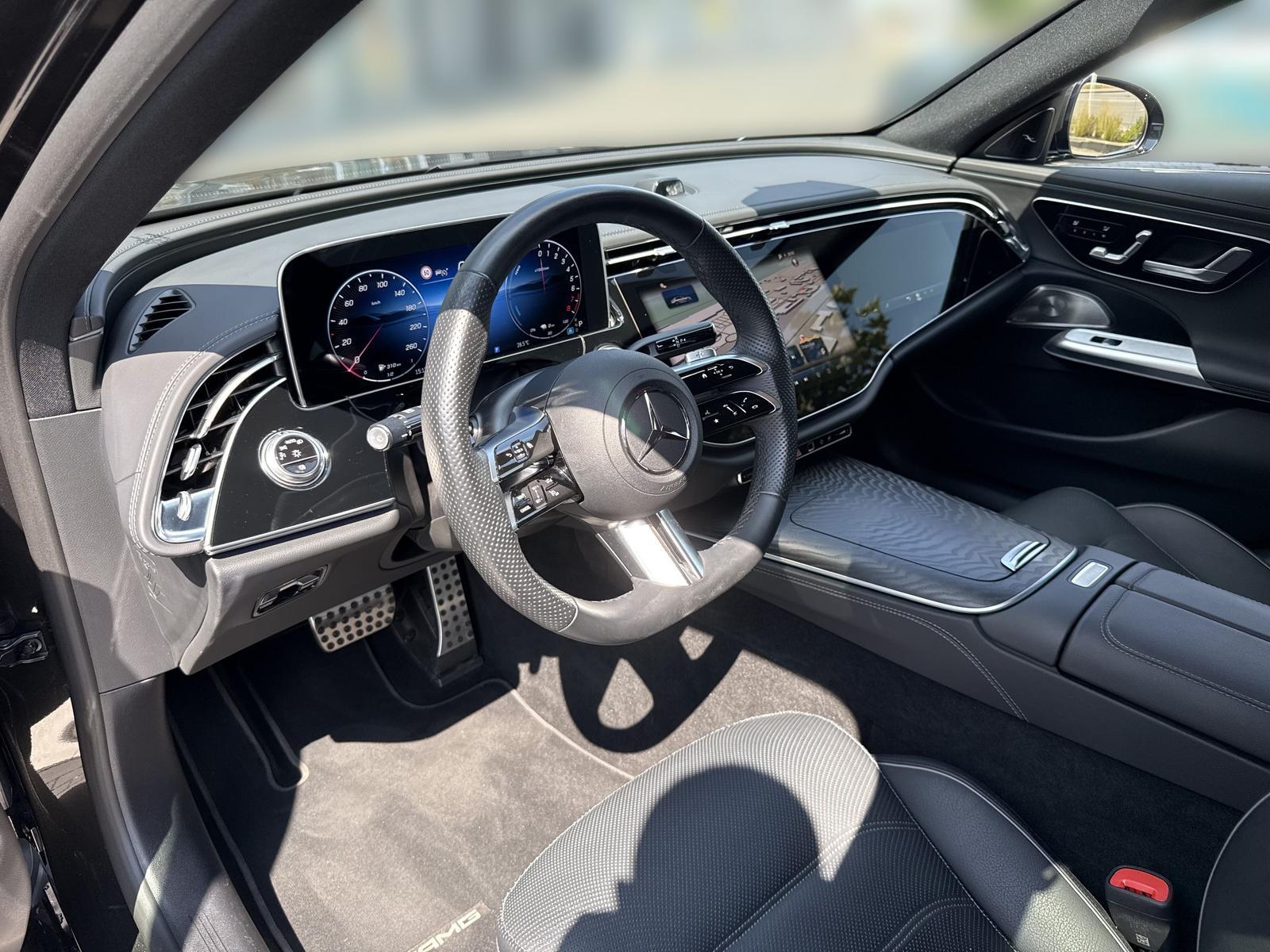 MERCEDES-BENZ Clasa E 300 e 4MATIC Limuzina cu tehnologie EQ hybrid