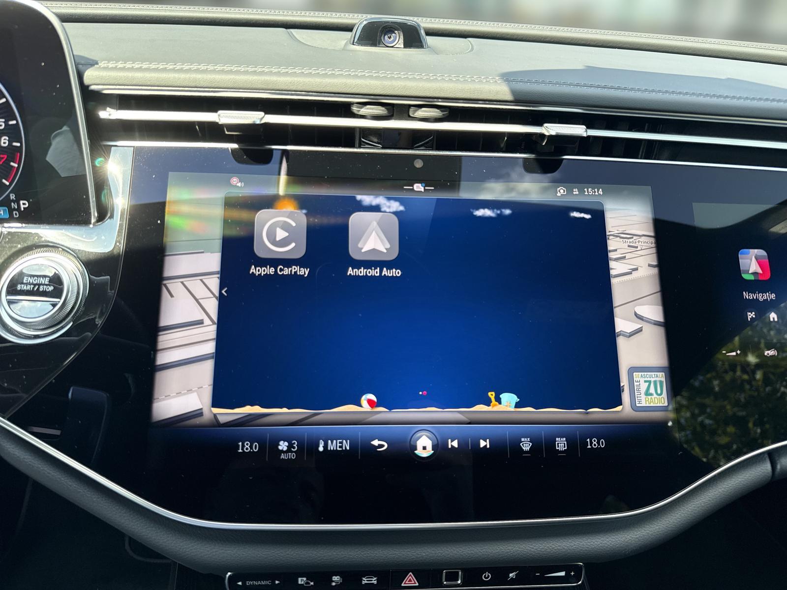 MERCEDES-BENZ Clasa E 300 e 4MATIC Limuzina cu tehnologie EQ hybrid