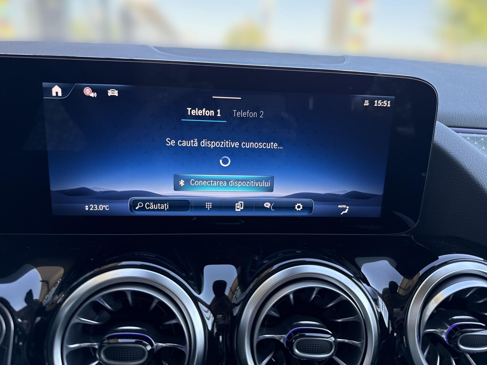 MERCEDES-BENZ GLA 180 d