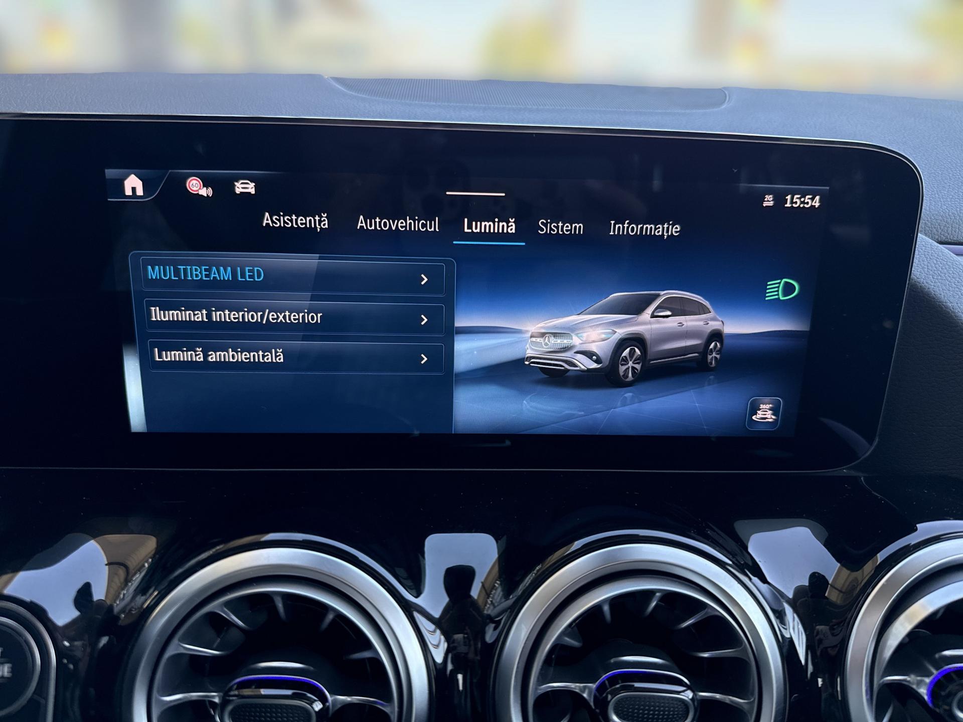 MERCEDES-BENZ GLA 180 d