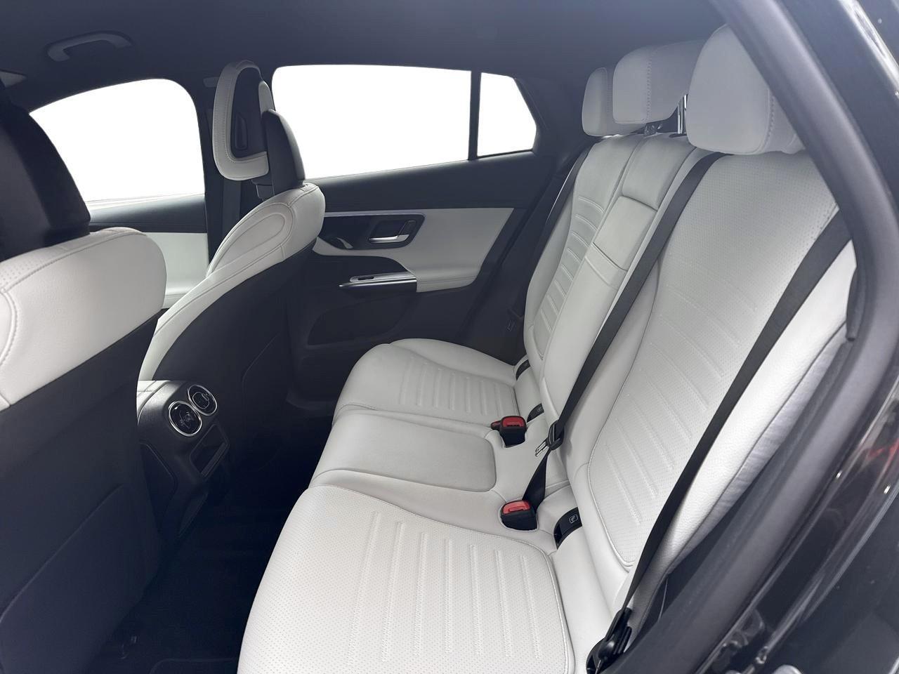 MERCEDES-BENZ GLC 300 e 4MATIC Coupé with EQ Hybrid Technology