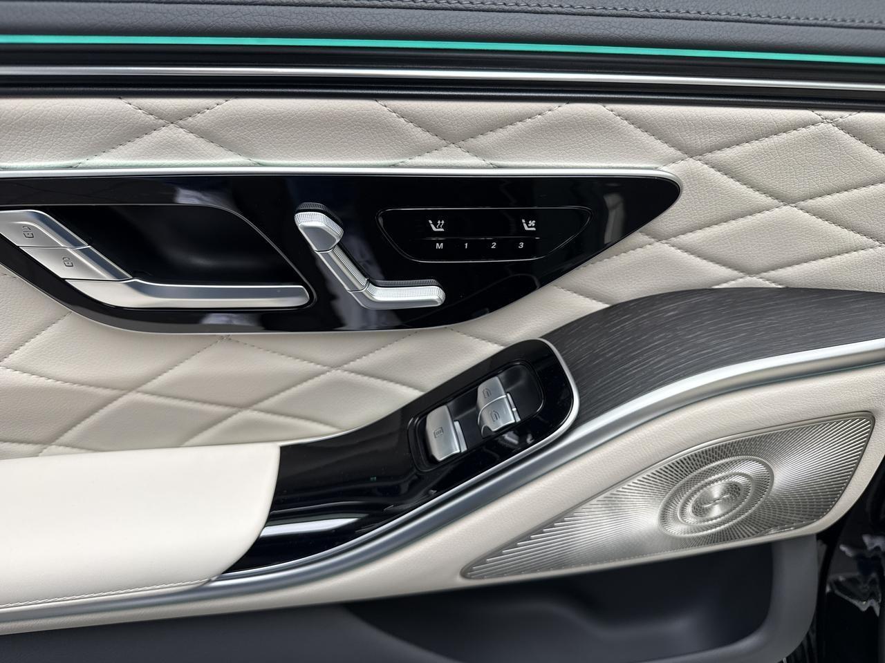 MERCEDES-BENZ S 500 4MATIC Limuzina lunga