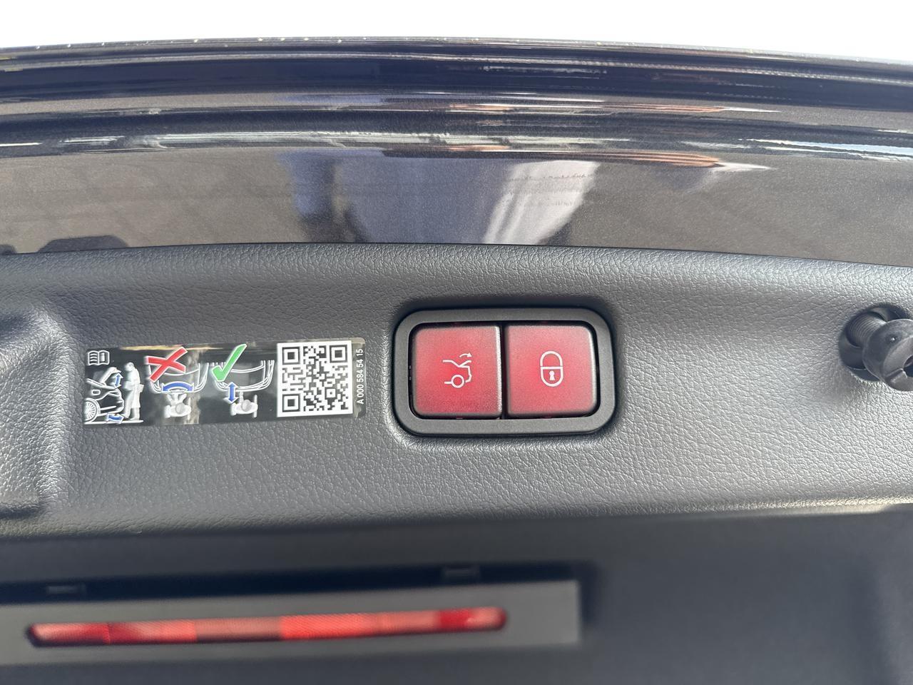 MERCEDES-BENZ C 200 4MATIC