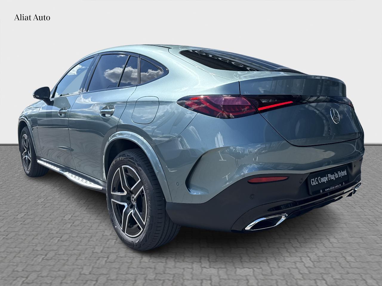 MERCEDES-BENZ GLC 300 e 4MATIC Coupé with EQ Hybrid Technology